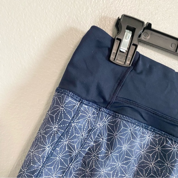 Lululemon Athletica Run Times Navy Printed Mid Rise Lined Athletic Shorts Size 4 - Picture 4 of 9